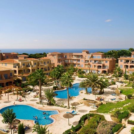 Comfortable 2 Bedroom Apartment In Popular Limnaria Gardens Paphos Bagian luar foto
