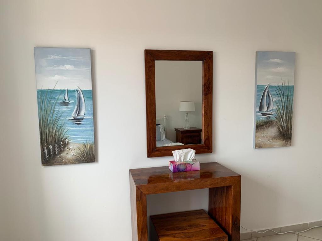 Comfortable 2 Bedroom Apartment In Popular Limnaria Gardens Paphos Bagian luar foto